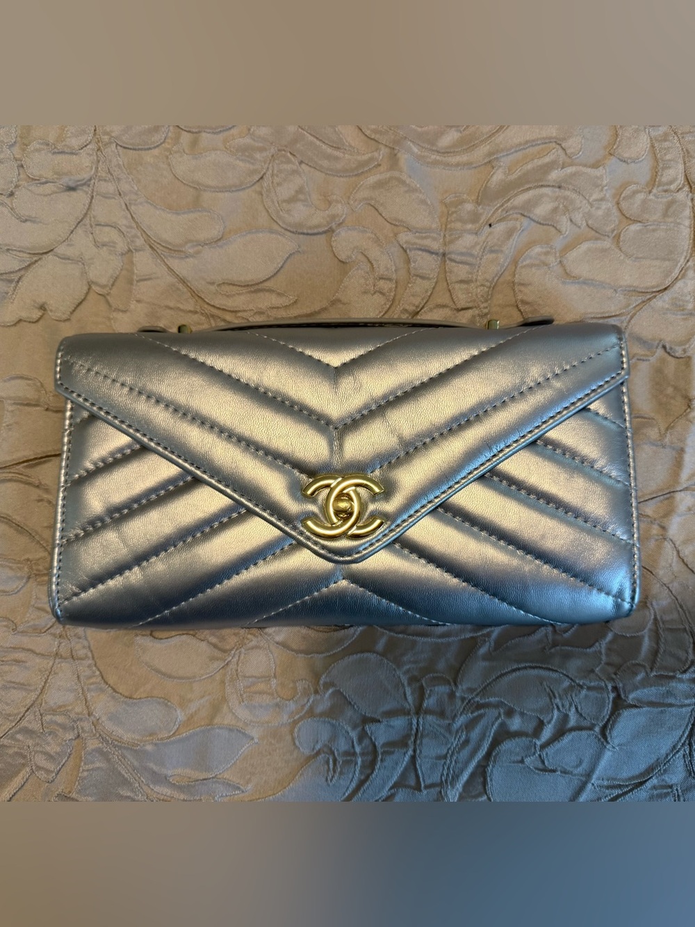 Inspired clutch/cross body